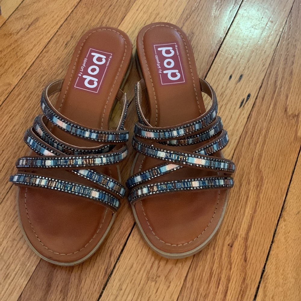 Women’s sandals